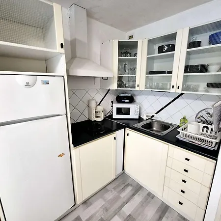 Apartment Studio, 4 Couchages, Lumineux, 500 M De La Et Des Commerces... Saint-Elme